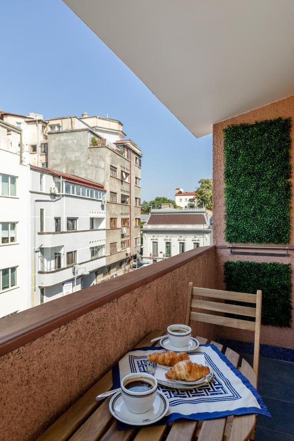 Appartamento Holt - Dolce In Napoli Bucarest Esterno foto
